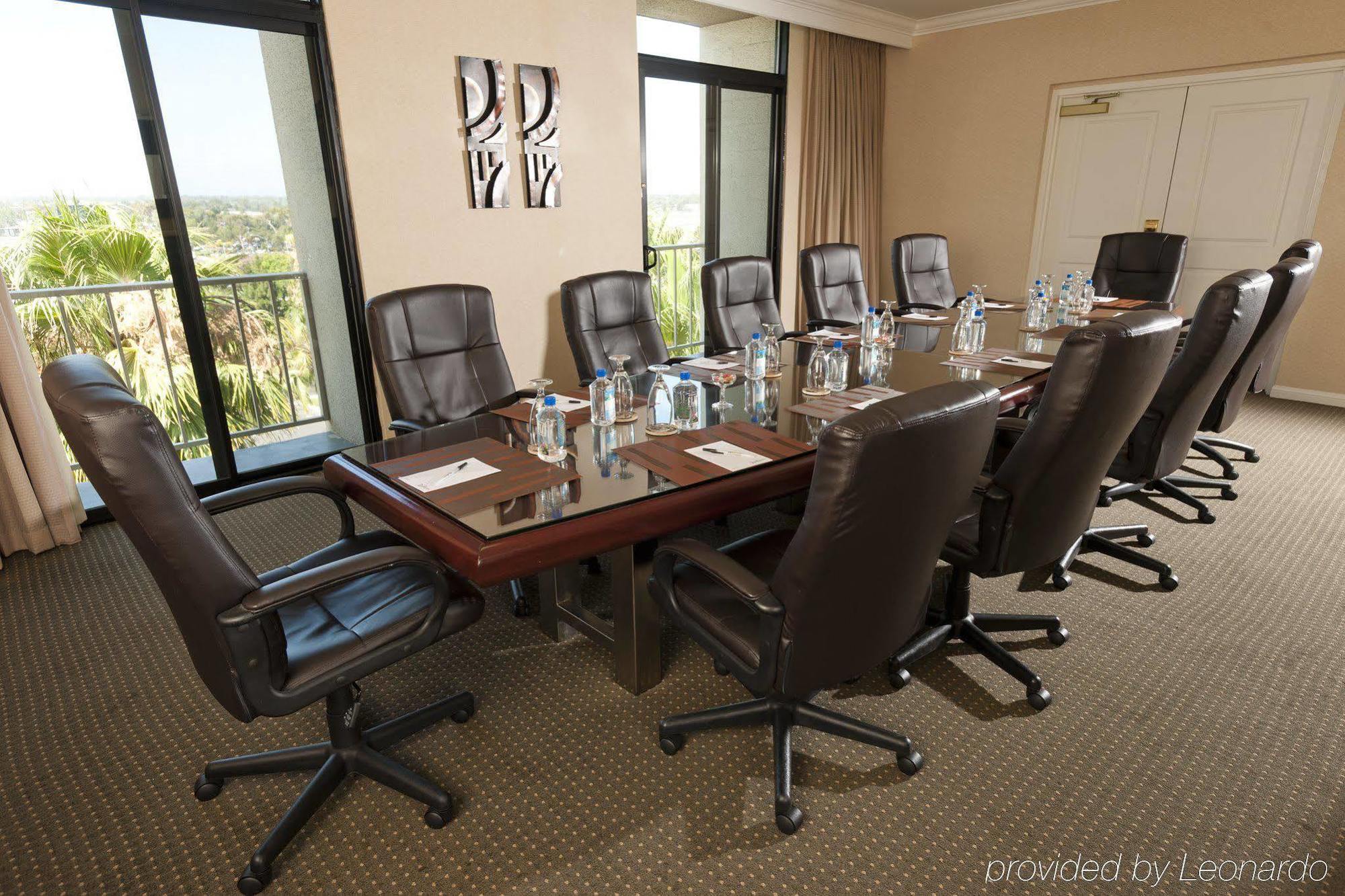 Hyatt Regency Newport Beach West Bagian luar foto